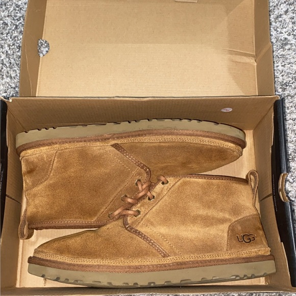 UGG Men's - Picture 3 of 3